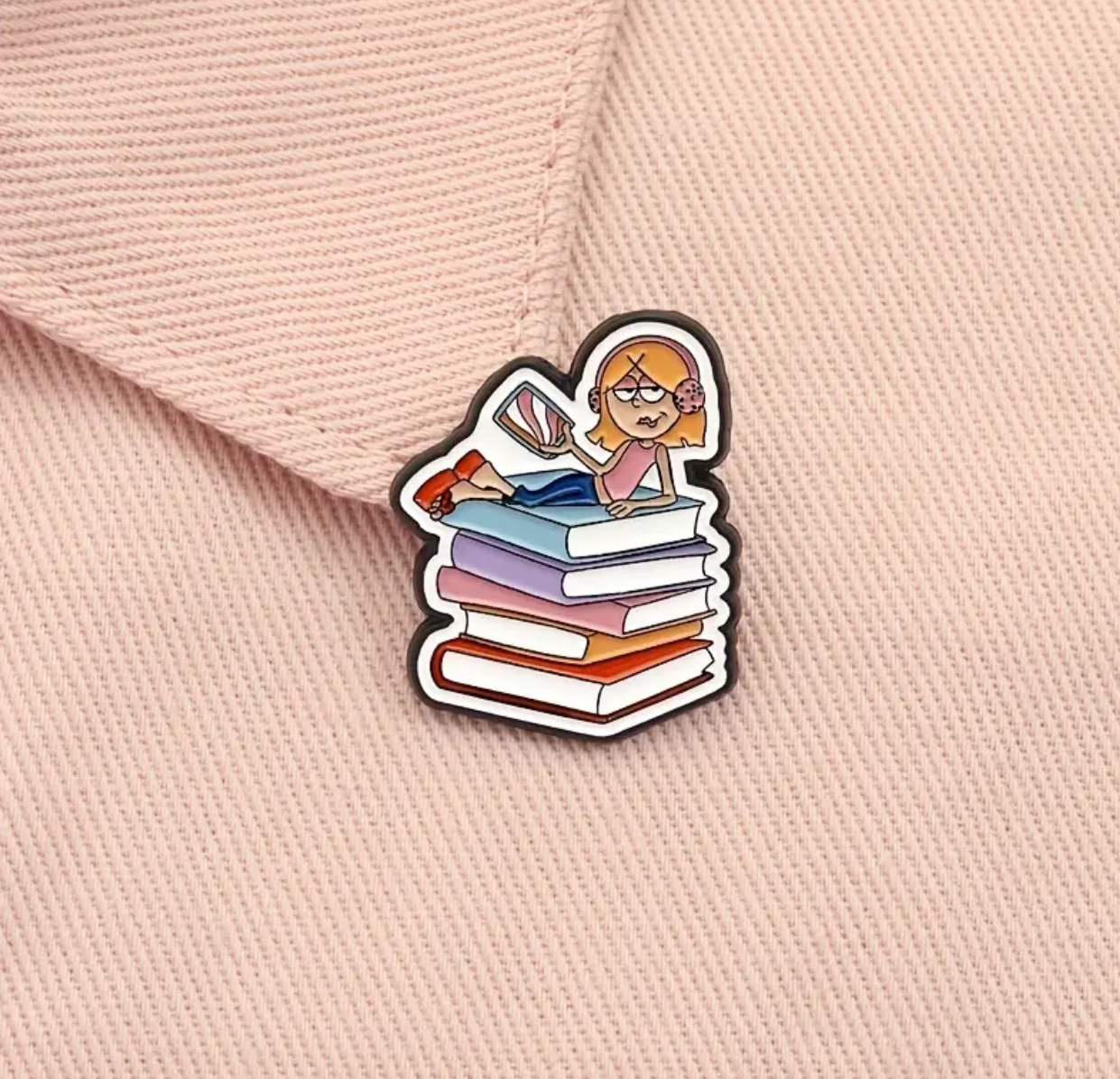 Lizzie Enamel Pin