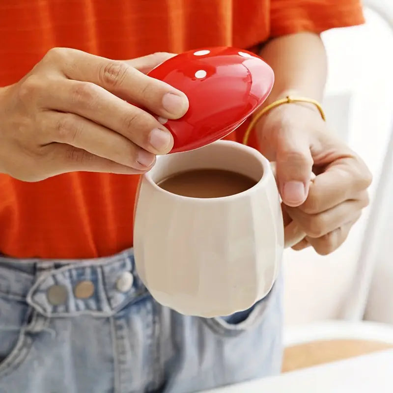 4pc Mushroom Ceramic Mug with Lid, Spoon and Tea Strainer