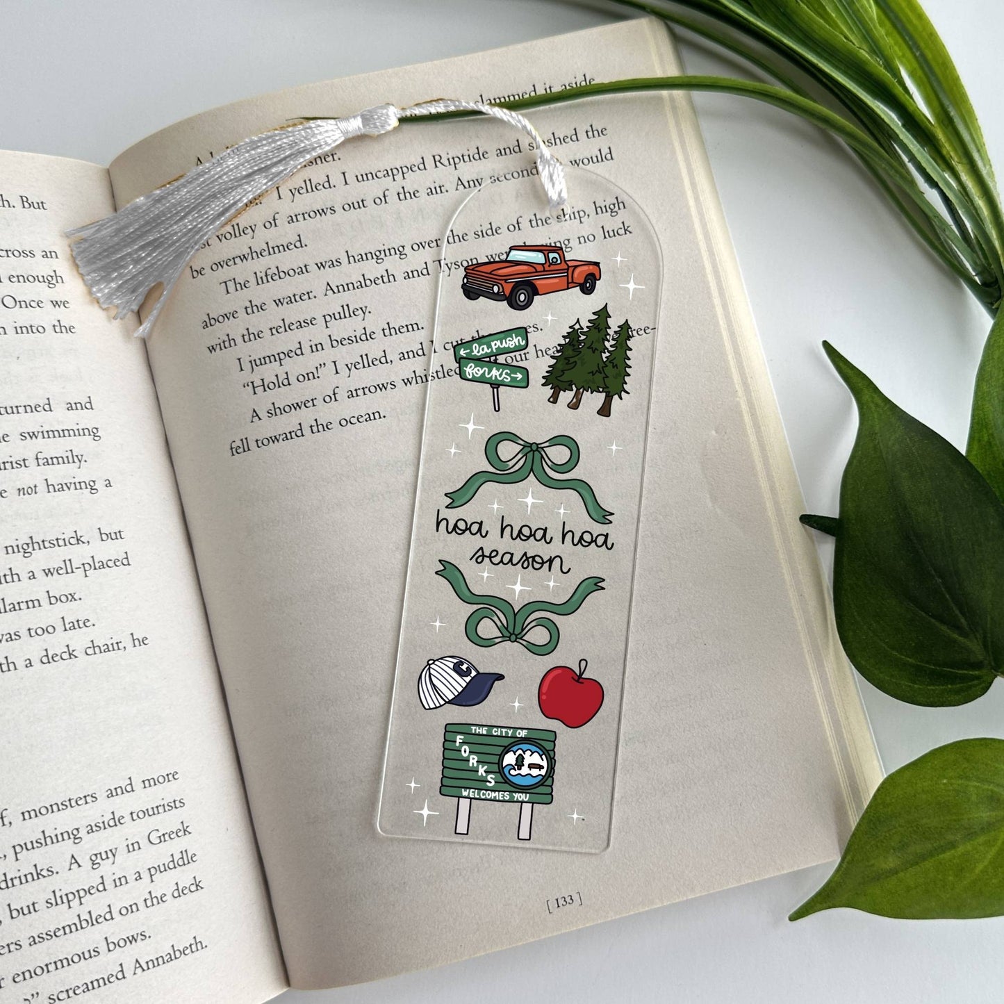 TW Hoa Hoa Hoa Season Acrylic Bookmark