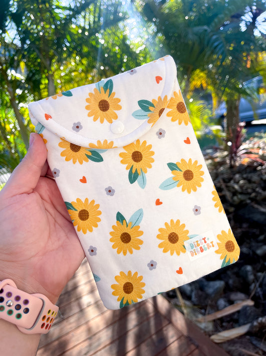 Mavis Kindle Pouch