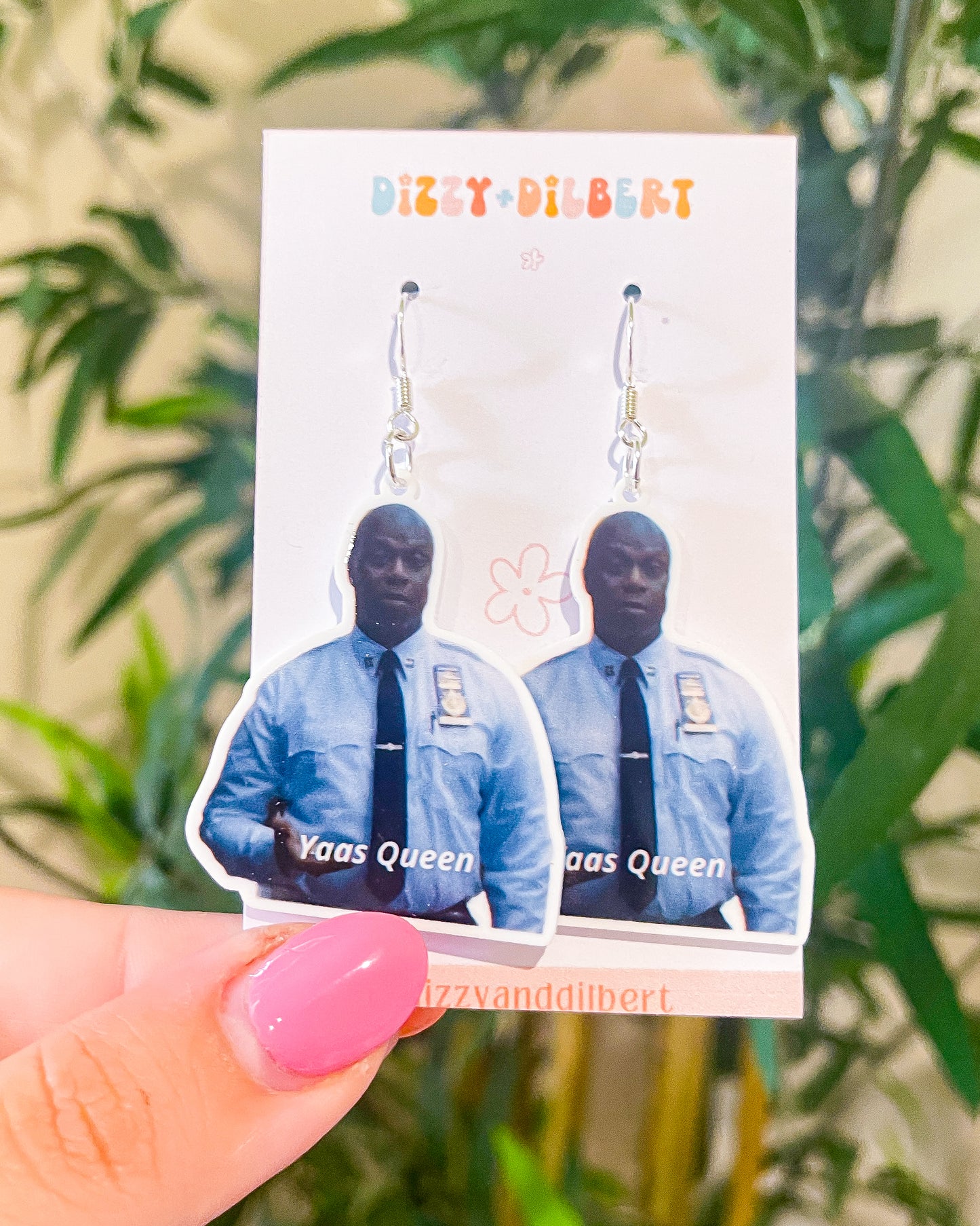 B99 Yas Queen Earrings