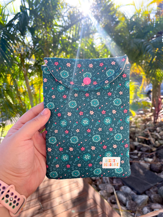 Odette Kindle Pouch