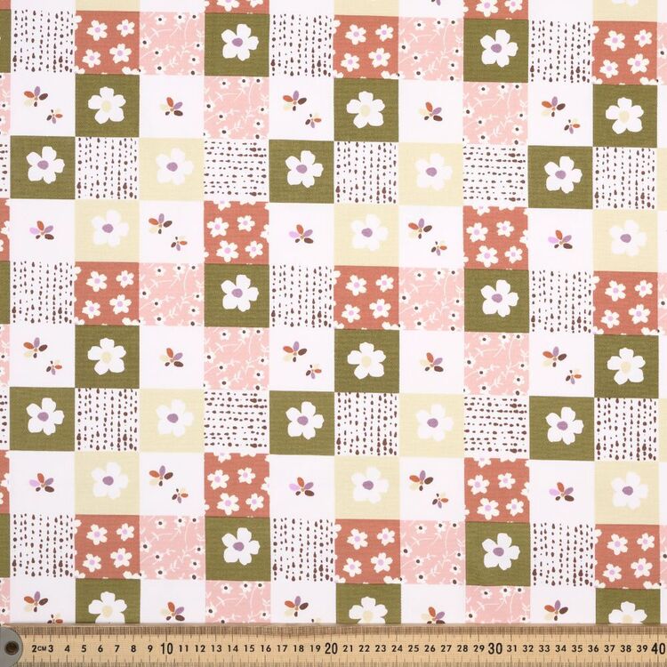 HATTIE | Retro Floral Patchwork