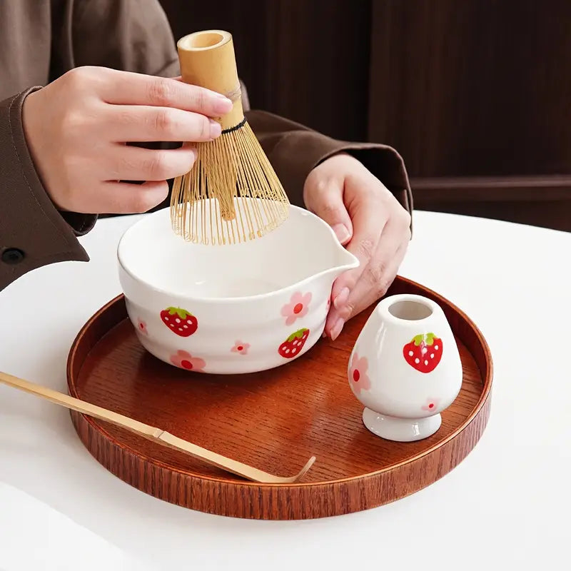 Strawberries & Daisies 4pc Matcha Set